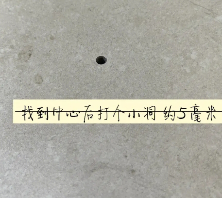 景德镇瓷砖空鼓维修公司专业解答在瓷砖铺贴过程中，如果砂料搅拌不均匀，将会带来以下问题